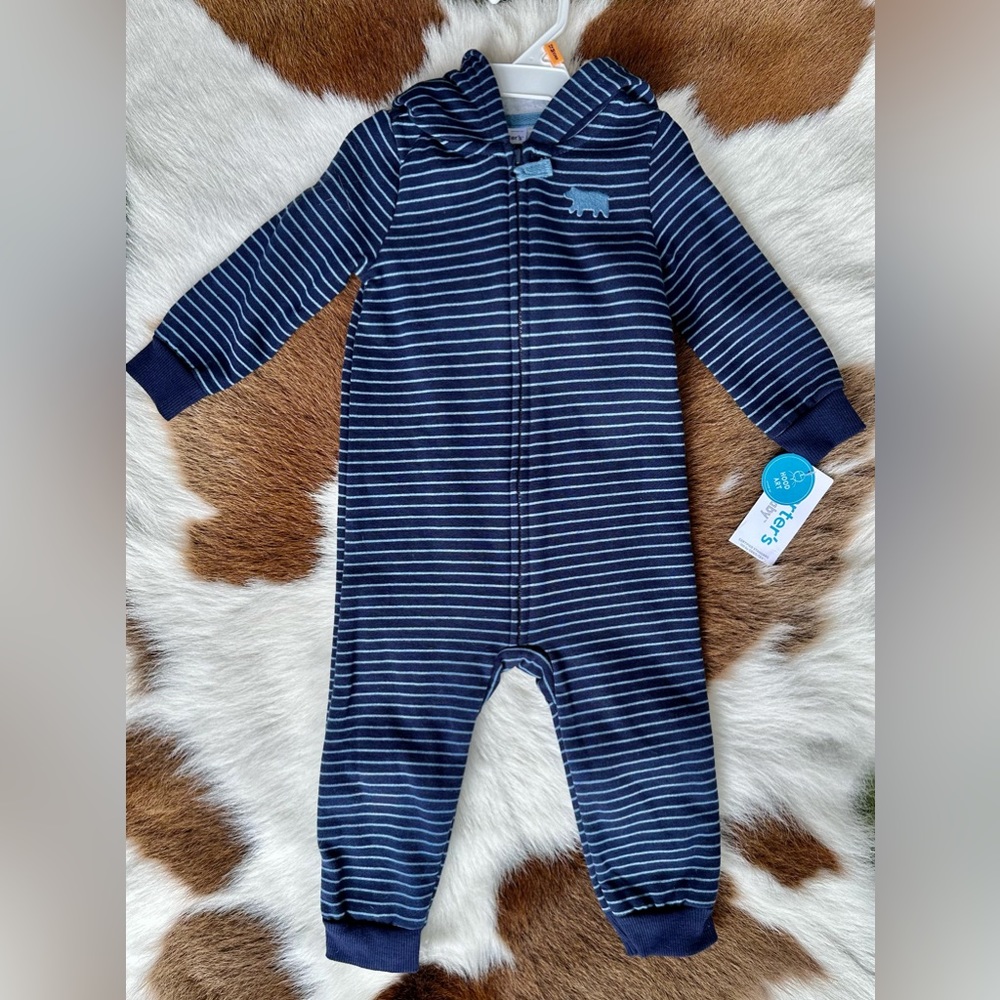 🐻 Carter’s Baby Bear Jumpsuit- 12 Months